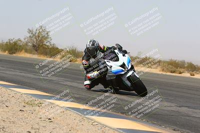 media/Mar-28-2022-Superbike Trackdays (Mon) [[b8603d0f67]]/Open Track Time/Turn 3 Inside/